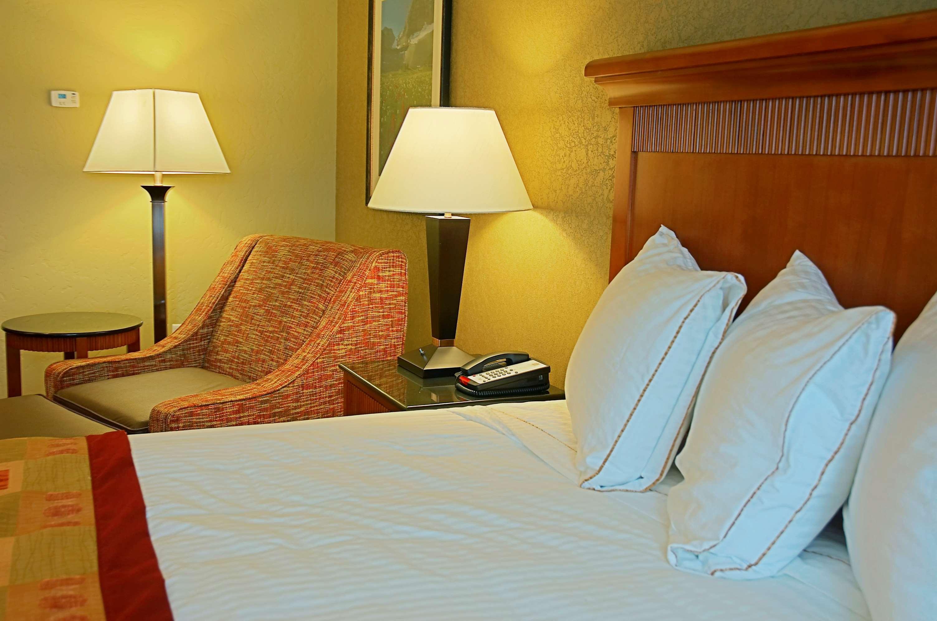 Best Western Plus Canyon Pines Ogden Exterior foto