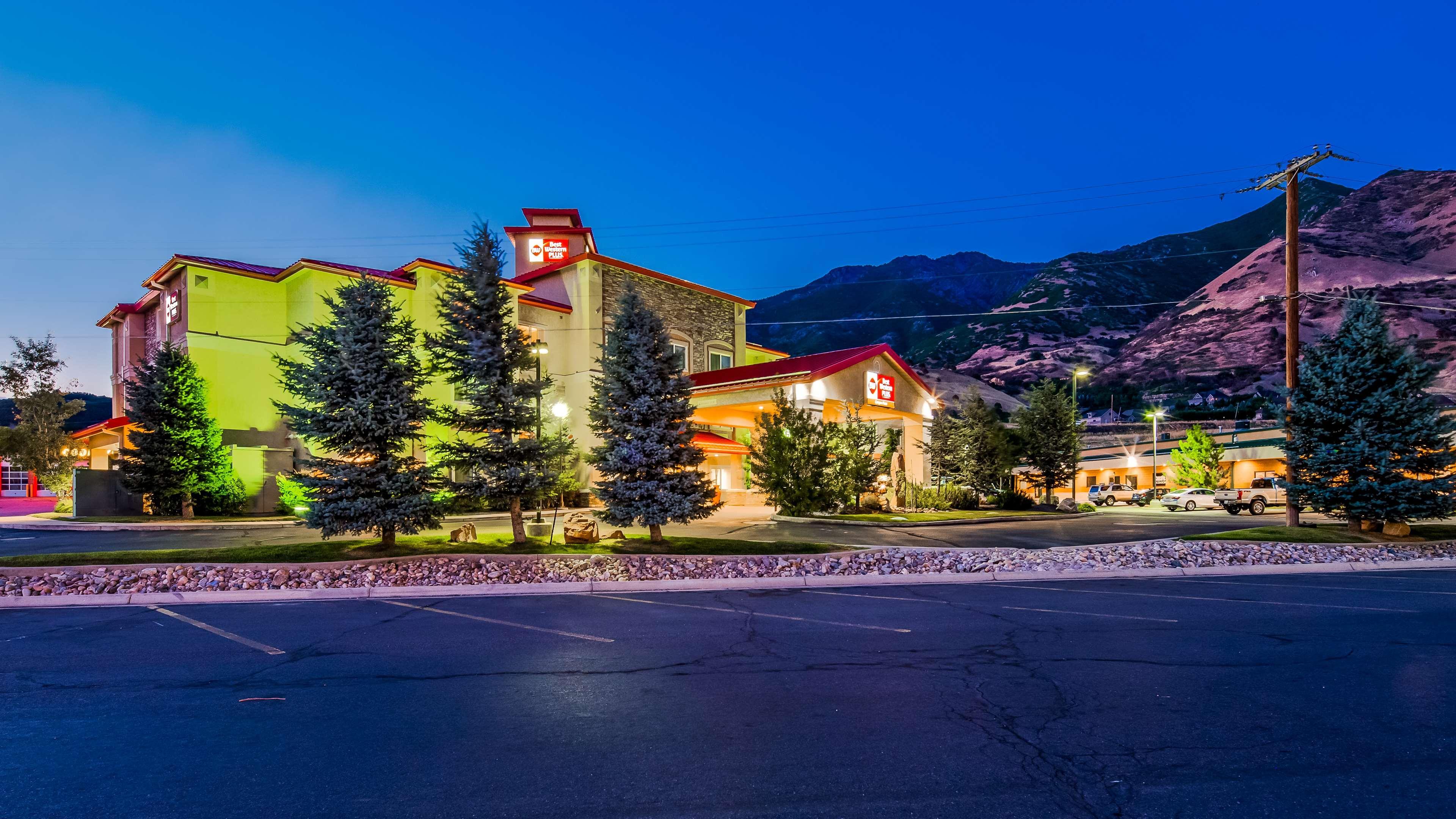 Best Western Plus Canyon Pines Ogden Exterior foto